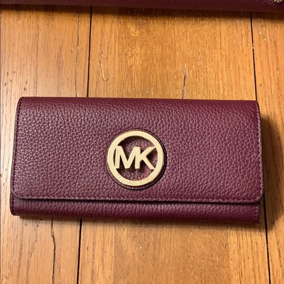 Michael Kors bag & Wallet set - Picture 5 of 8